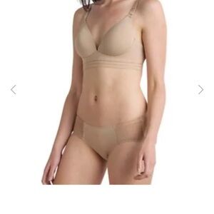 Nude Wireless Seamless Bra and Brief Set